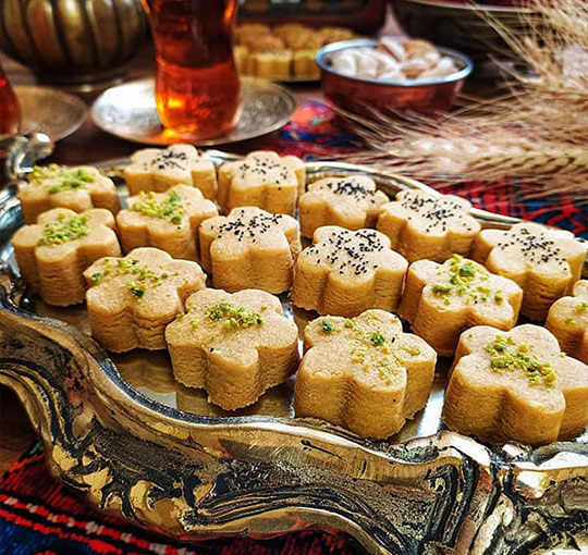 طرز-تهیه-شیرینی-نخودچی-مخصوص-عید